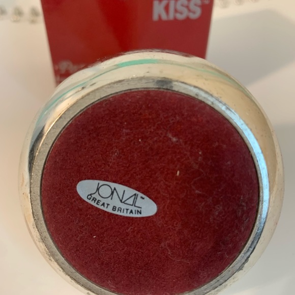 Vintage Jonal Hershey Kiss Silver Plated Paperweight—Made in Great Britain - Picture 3 of 7